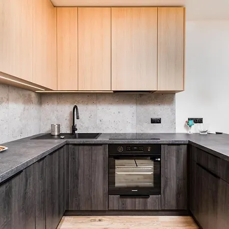 Puławska 23/25 By Homeprime Apartament *
